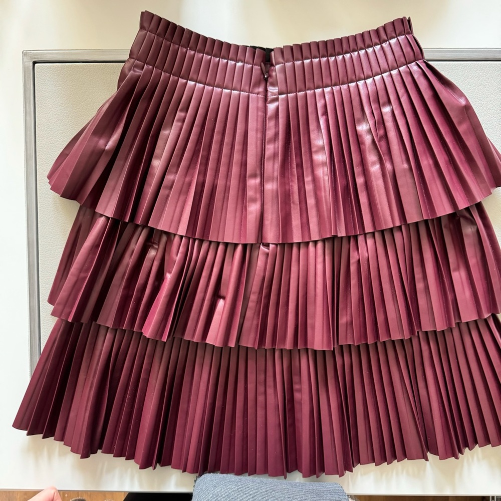 Anthropologie TIERED FAUX LEATHER MINI SKIRT | Color Plum | Size XS - Picture 6 of 8